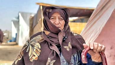 مسنّة فلسطينية عايشت النكبة تبدي صمودا استثنائيا رغم النزوح